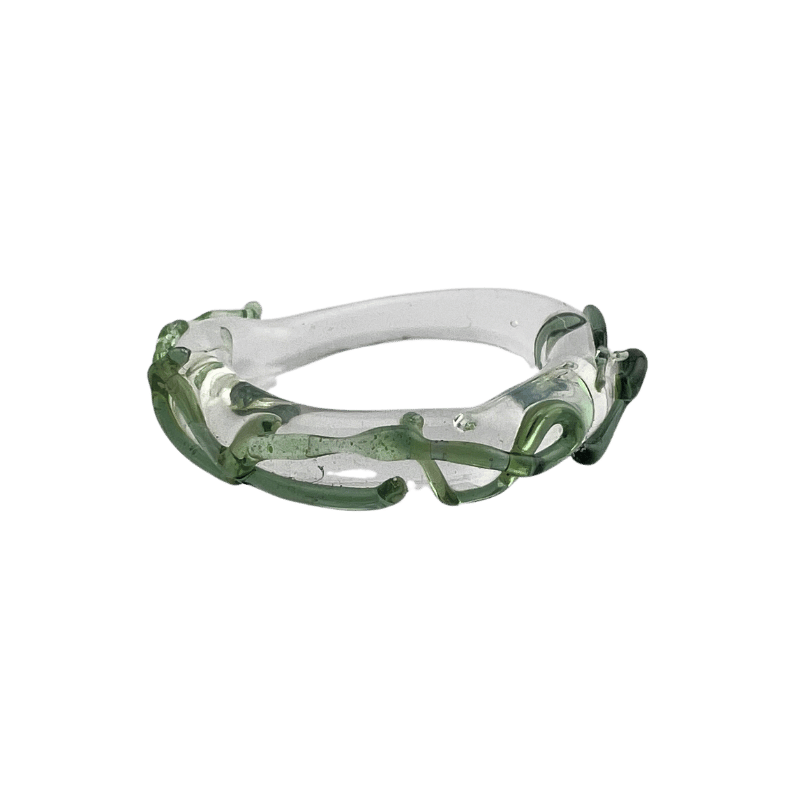 Web Yaro — handmade glass ring